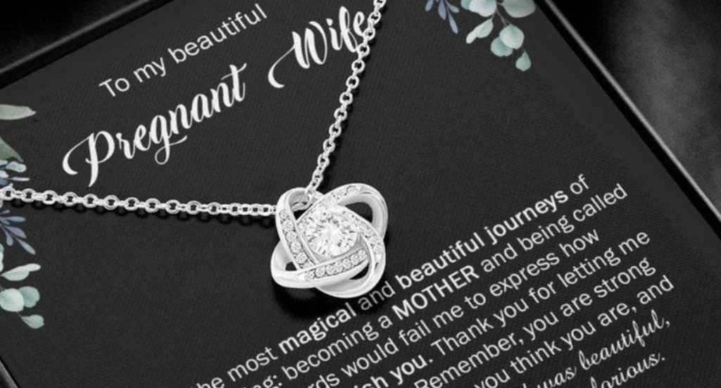 Timeless Elegance: Explore the Perfect Gifts for a Happy Anniversary at Rakva Collections