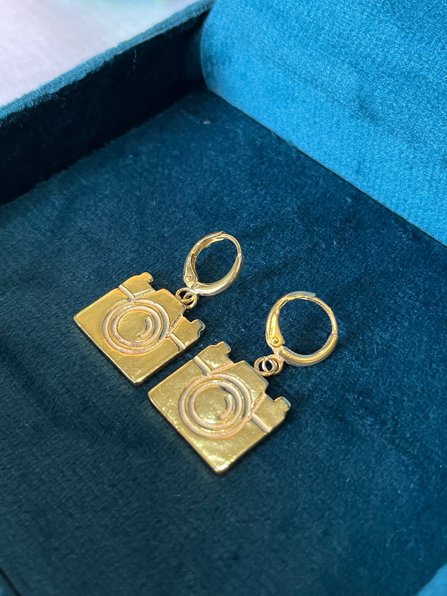 Camera 925 Sterling Silver Earrings – Creative Charm Jewelry | Rakva