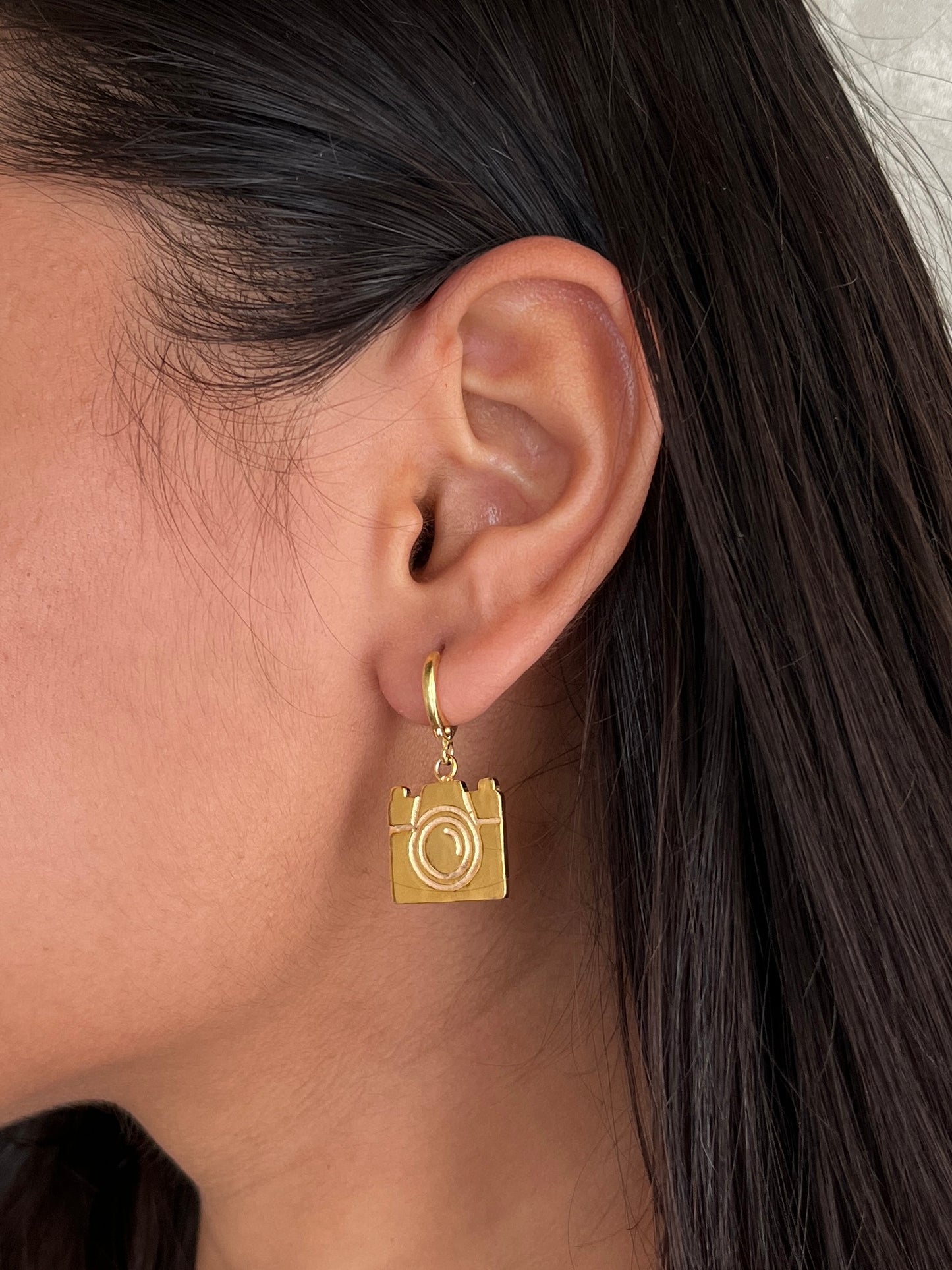 Camera 925 Sterling Silver Earrings – Creative Charm Jewelry | Rakva