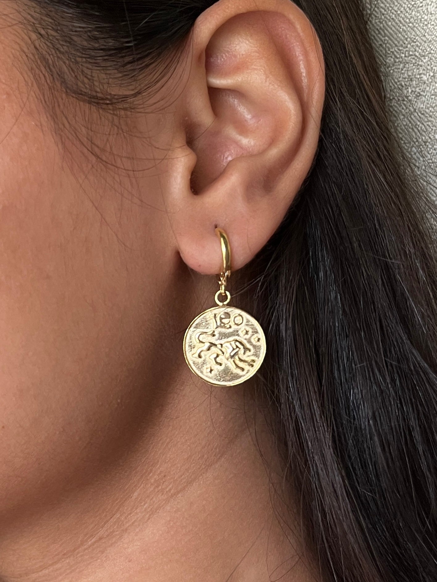 Leo 925 Sterling Silver Earrings – Radiant Zodiac Jewelry | Rakva