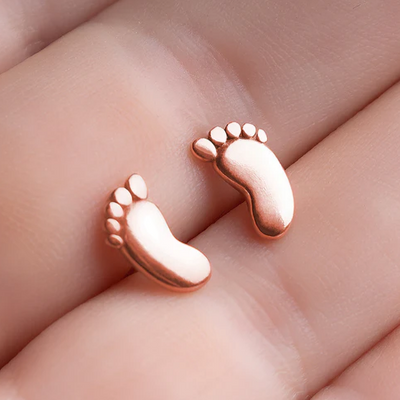 Tiny Treasures – Babyfeet Earrings in Rose Gold | 925 Sterling Silver by Rakva