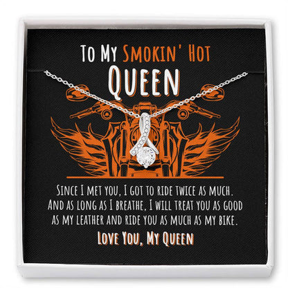 Girlfriend Necklace, Wife Necklace, To My Smokin' Hot Queen - Alluring Beauty Necklace